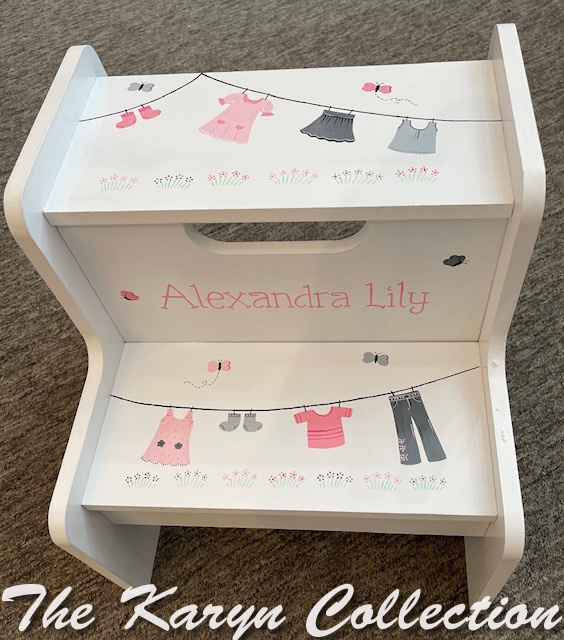 Alexandra Lily's 2step clothesline design in pinks and grays